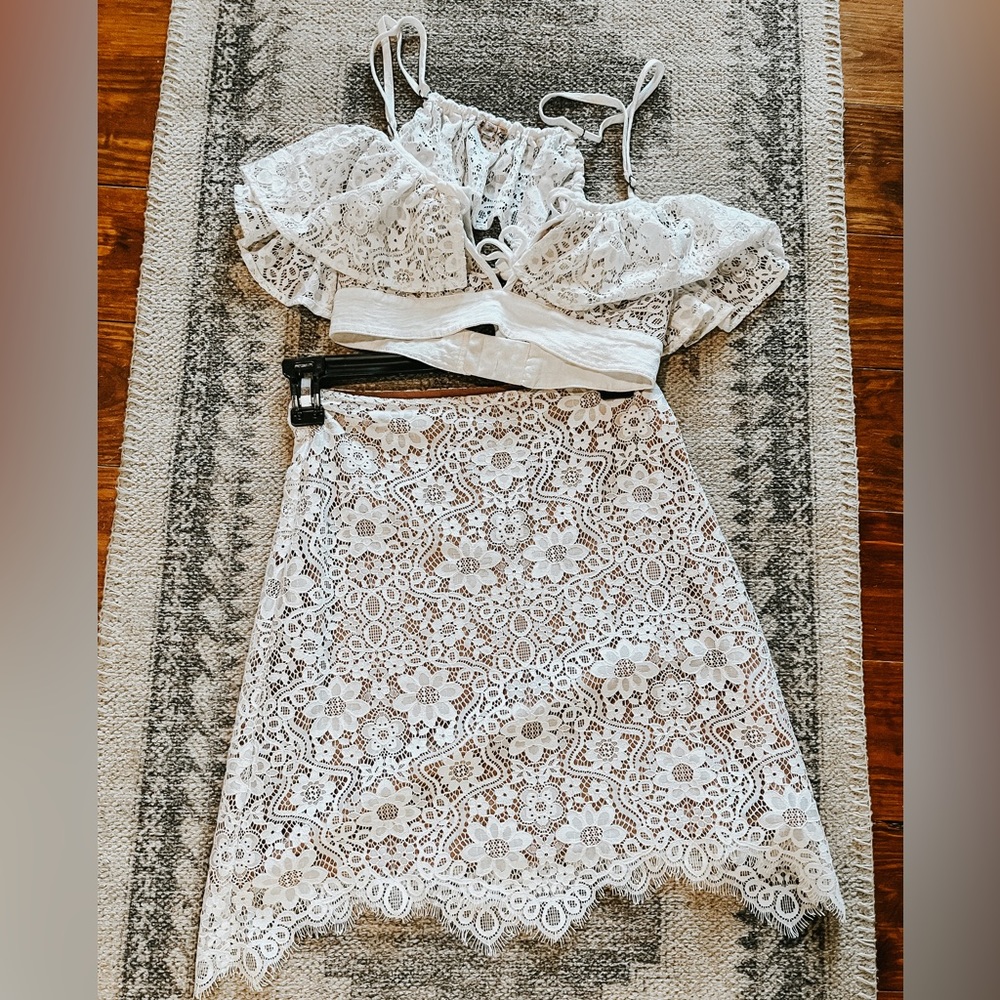 EUC XS For Love & Lemons Rosemary Set in Ivory lace